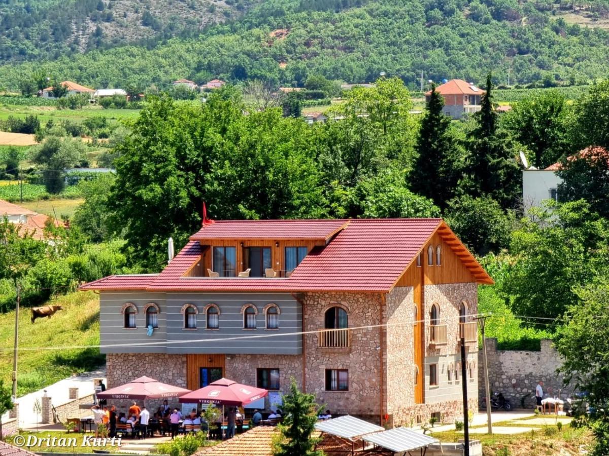 Villa Bujtina Celiku Burrel Exterior foto